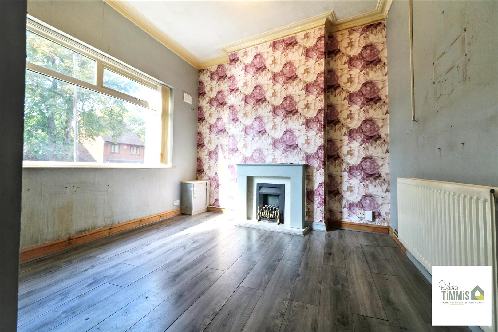 2 bed property in Leek Road, Stoke-On-Trent
